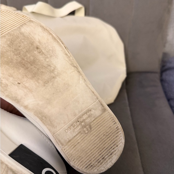 Dolce & Gabbana White and Black Kids Sneakers - Picture 4 of 7